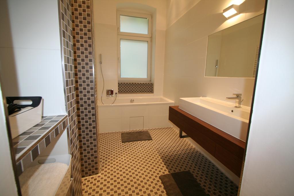 Apartment Miro Köln Phòng bức ảnh